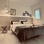 Centro Storico Industrial Apartament